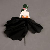 Топпер «Красотка в черном»