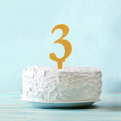 Топпер «Цифра» 16 см, золотой