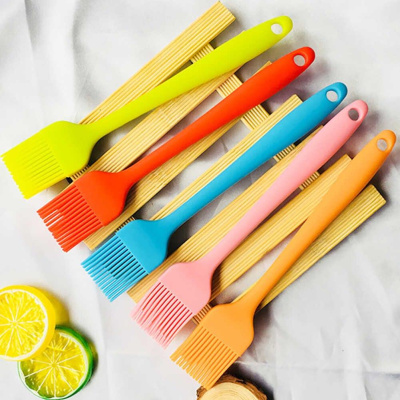 Кисточка силиконовая кулинарная 26 см