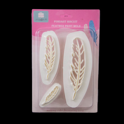 Вырубка для мастики "Перышки" 3 шт