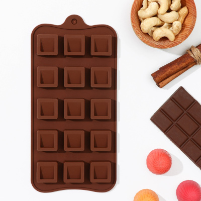 Форма для льда и кондитерских украшений «Кубики», 22×11 см, 15 ячеек (2,3×2,3×3 см)