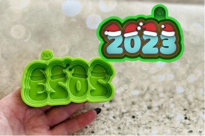 Молд силиконовый 2023 в шапочке  зел.