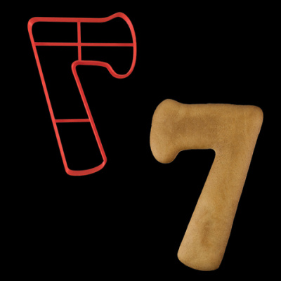 Вырубка для торта "Цифра 7"  пластик, 20 см